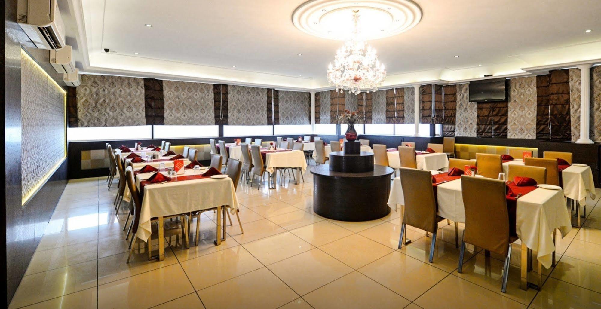 Hotel Genx Banjara Hill 1589 Hajdarábád Exteriér fotografie